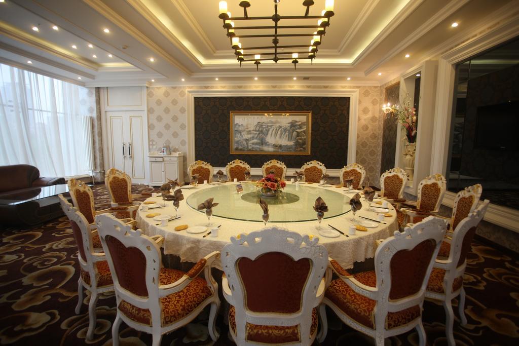 Milky Way Hotel Harbin Exterior photo